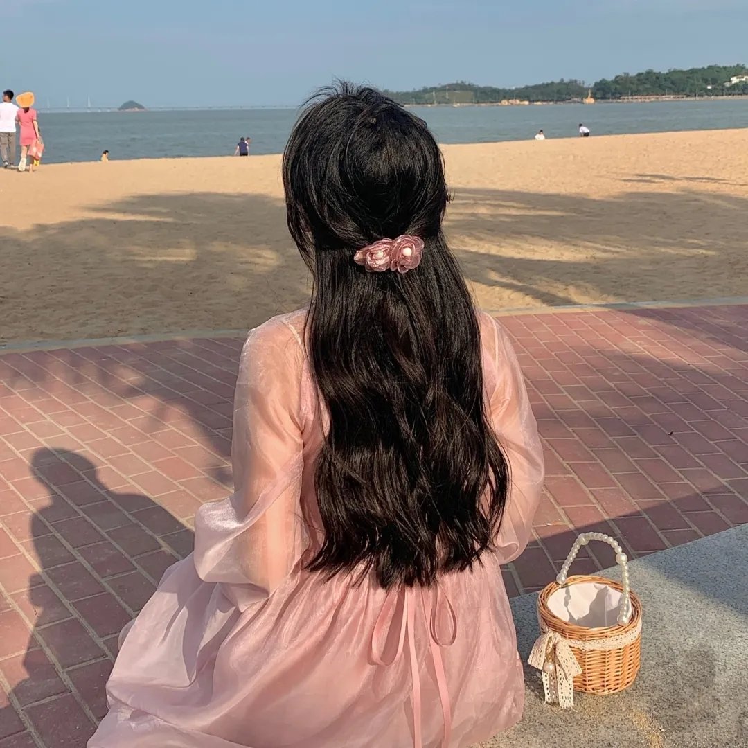爱情使你盲目海报